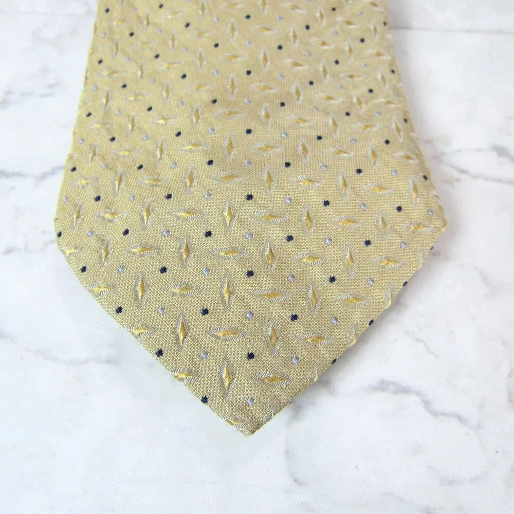 Vintage Burberry London Men's Beige Textured Tie 100% Silk Made in England